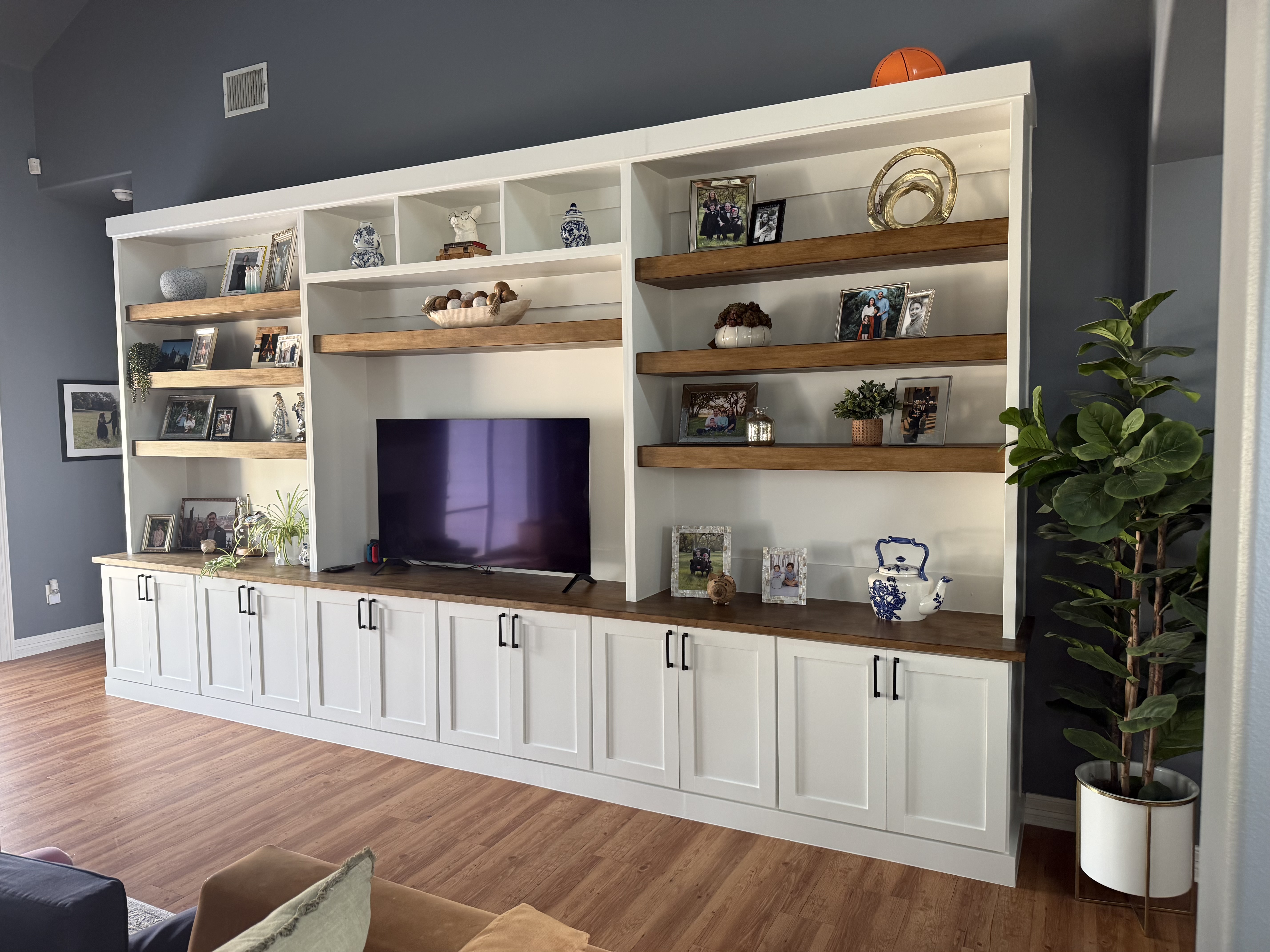modern-fireplace-media-wall-libertyhills-tx photo 2